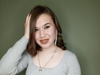 MonaAllsbrook's Cam Profile Image