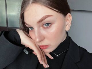 SabrinaMoun's Live show cam Profile Image